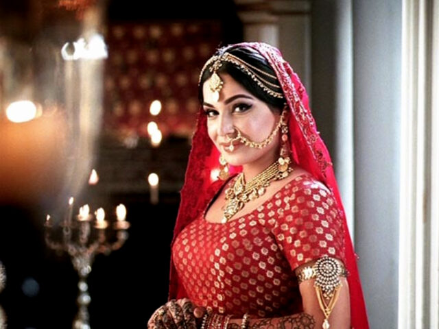 Meera soon to tie knot with Captain Naveed Meera soon to tie knot with Captain Naveed