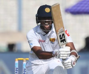 Sri Lanka 263-8 at lunch, lead by 91