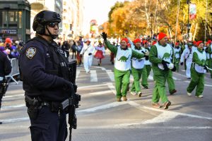 NY's Thanksgiving Day parade draws huge crowd amid heightened security