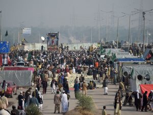 Supreme Court takes notice of Islamabad sit-in