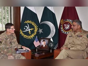 US Commander calls on General Bajwa