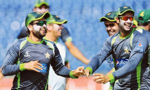 Imad takes down Shahzad in a nail-biter