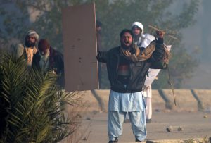 Islamabad operation: Army silent as TLYRAP activists, police clash again Islamabad operation: Army silent as TLYRAP activists, police clash again