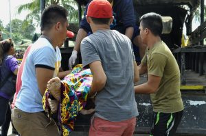 Philippines storm toll tops 200, tens of thousands displaced