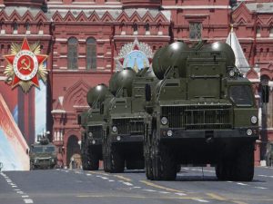 Russia finalises S-400 missile system deal with Turkey