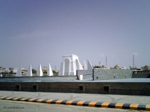 MQM-L to visit Yadgar-e-Shuhada today, nearby routes sealed