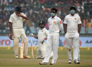 Doctors say no to sport in Delhi as cricketers choke in smog