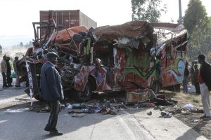 30 dead in central Kenya bus crash