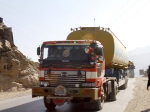 Oil tankers resume supply to hard areas after increase in freight rates