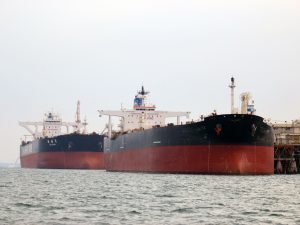 South Korea seizes Hong Kong ship for oil transfer to North