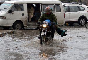 Met Office predicts rainfall, snow in upper areas of country
