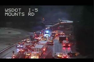'Multiple' fatalities as train derails onto highway in Washington state