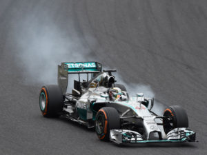 Mercedes &lsquo;can't guarantee&rsquo; meeting EU carbon goals