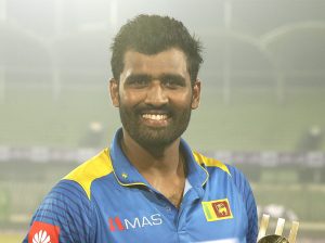 Perera halts Sri Lanka slide with win over Zimbabwe