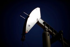 Oil rises as Saudi Arabia says producers will cooperate beyond 2018