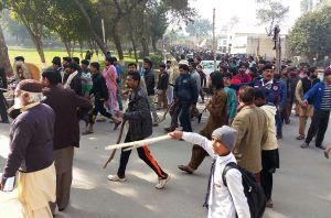 Second day of protests in Pakistani child murder case