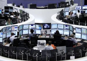 European shares dip as UK trading updates disappoint