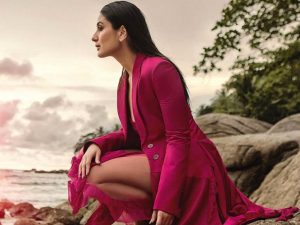 Kareena’s sizzling shoot for Vogue reminds us of her ‘Tashan’ days Kareena’s sizzling shoot for Vogue reminds us of her ‘Tashan’ days