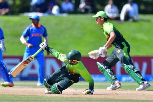 Pakistan gave up against India, says Abdul Razzaq