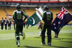 Former captain wants Pakistan to use main players on top