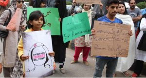 Rally in Larkana against Kasur tragedy