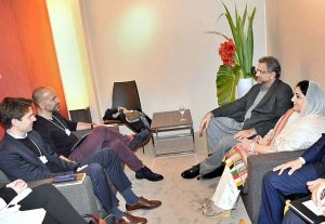 PM invites Uber to partner with Pakistani banks, PMYP to help drivers in financing vehicles