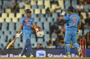 Pandey, Dhoni cut loose as India post target of 189