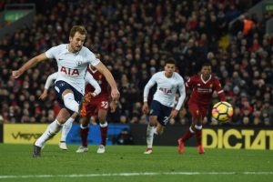 Kane rescues Spurs in Liverpool thriller, Newcastle held