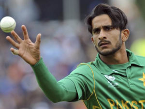 Cricketer Hassan Ali strikes a pose and fans can&rsquo;t handle it