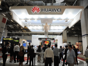 HUAWEI, Porsche launch Porsche Design Huawei Mate 10