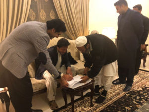 Third time&rsquo;s the charm: Imran Khan&rsquo;s marriage sets Twitter abuzz