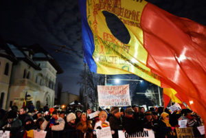 Romanians march in support of anti-corruption chief