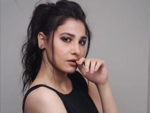 Pakistani actress Hina Altaf&rsquo;s fans aren&rsquo;t happy with her &lsquo;bold&rsquo; photo shoot