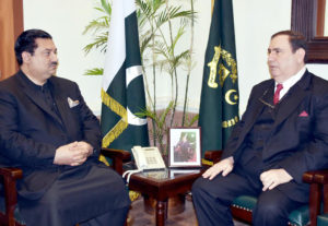 Iraqi Ambassador calls on Defence Minister