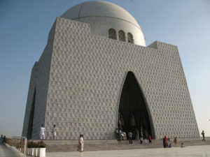 Governor, Chief Minister visit Mazar-e-Quaid