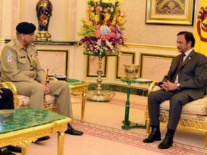 COAS meets leadership of Brunei Darussalam