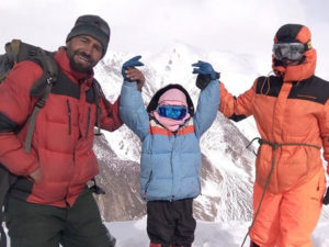 After latest feat in Hunza, 9-year-old girl sets her eyes on Mount Everest