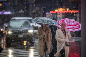 Winter storm hits northeast US, halting over 2,000 flights
