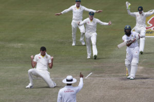 South Africa lose four before lunch