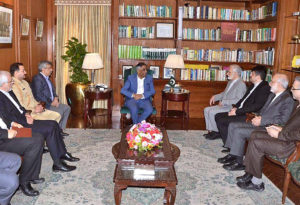 Pak, Iran trade relations need to be strengthened, diversified: Governor