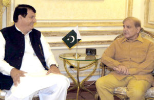 PM's Advisor Amir Muqam calls on CM Punjab