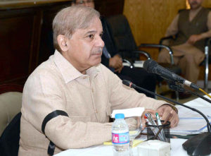 CM, ministers wear black ribbons on Kashmir solidarity day