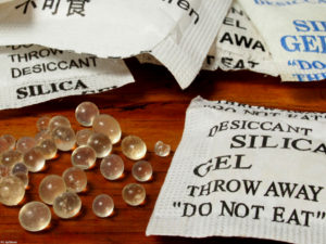 Don’t throw those silica sachets right away as it has great uses Don’t throw those silica sachets right away as it has great uses