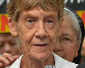 Australian nun in last-minute appeal of Manila deportation