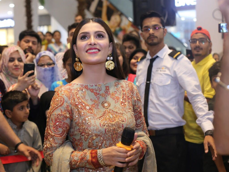 Alkaram launches festive collection 2018 with Ayeza Khan as brand  ambassador - Business & Finance - Business Recorder