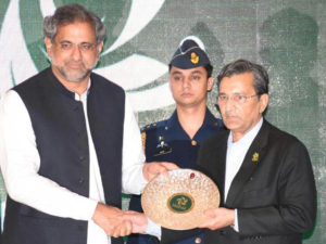 Pakistan is overcoming challenges, Emerging Pakistan is vision for development: PM