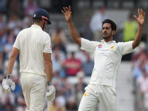 Pakistan collapse gives England early edge in second Test