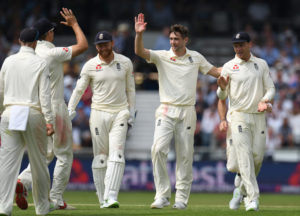 England bowl out Pakistan for 174 before tea