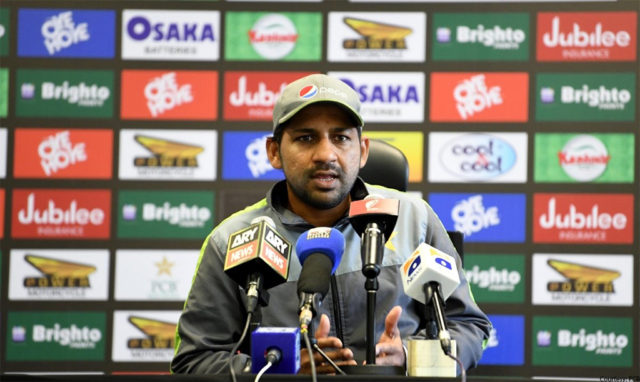 Skipper Sarfraz demands batsmen to score big after 'disappointing' first Test Skipper Sarfraz demands batsmen to score big after 'disappointing' first Test