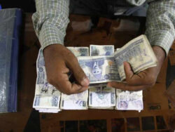 Govt to introduce EOBI pension scheme for Pakistani expats Govt to introduce EOBI pension scheme for Pakistani expats